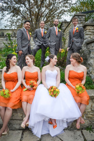 Jolies robes de demoiselle d&#39;honneur chérie orange