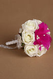 Style de Round The Bride tenant des fleurs (18 * 16cm)