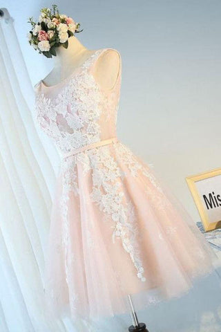 2024 New Arrival Homecoming Robes Une ligne Scoop Tulle avec des appliques