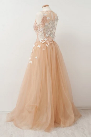 A-ligne col rond Tulle longue robe de bal avec appliques de dentelle