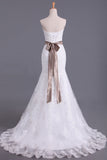 2024 Lace Up sweetheart robes de mariage organza avec appliques Et Sash Mermaid