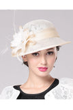 Superbe Cambric dames de plumes et de fleurs Fascinators