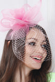 Mignon Cambric / Yarn Net Ladies Avec Fascinators