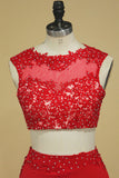 2024 Red Two-Piece Scoop gaine avec des perles et des perles Spandex Robes de bal