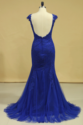 2024 Taille Plus sirène dos ouvert Robes de soirée Bateau Tulle avec appliques foncé Bleu Royal