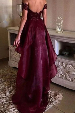 2024 Robe de soirée asymétrique rouge sans manches avec empiècement asymétrique appliqué en organza