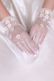 2024 Tulle Longueur poignet Gants de mariée # ST1006