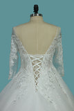 2024 Marvelous Robes de mariée Scoop Lace Up avec Rhinestones Royal Train