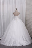 2024 Robes de mariée New Tulle Ball Gown Sweetheart Ruched Bodice Lace Up Back