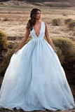 2024 Robes de bal Tulle A Line V Neck avec appliques et perles Sweep Train