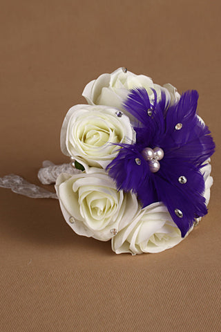 Style de Round The Bride tenant des fleurs (18 * 16cm)