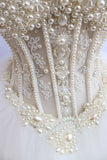 2024 sweetheart robes de mariée avec des perles robe de bal Tulle blanc Corset Retour trains tribunal