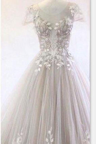 2024 Robes de mariée magnifiques Coupe à col A-Line Tulle avec appliques Longueur de plancher